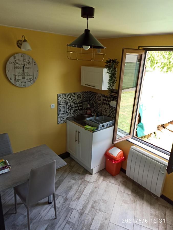 Tranquillite & Independance Au Coeur De La Sologne Guest House Ламот-Беврон Екстериор снимка