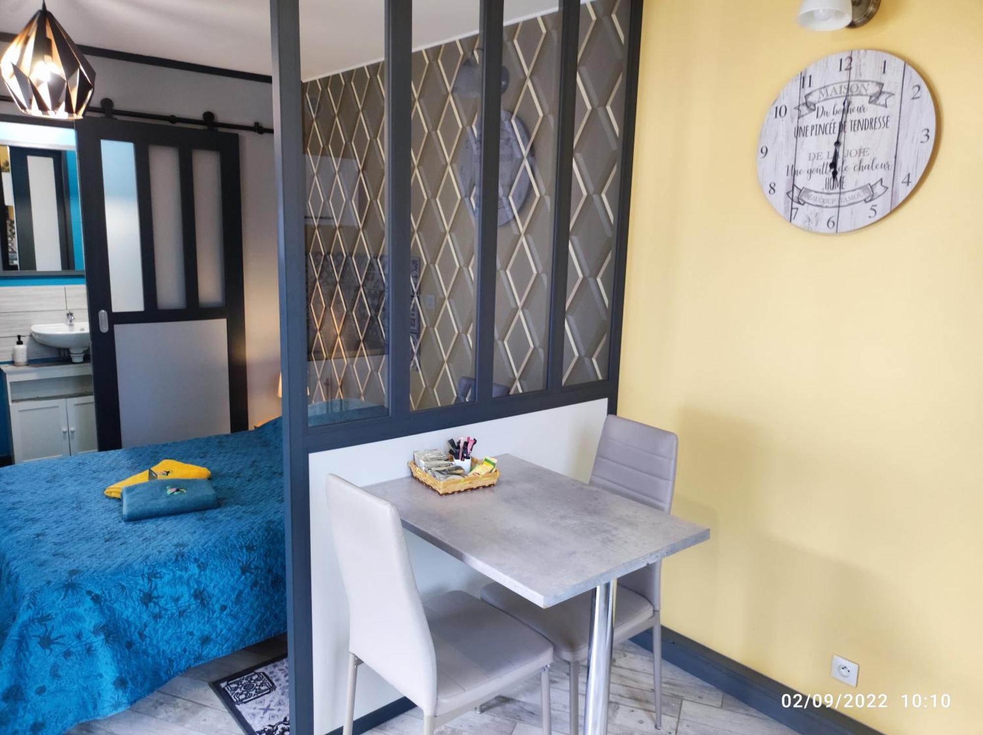 Tranquillite & Independance Au Coeur De La Sologne Guest House Ламот-Беврон Екстериор снимка