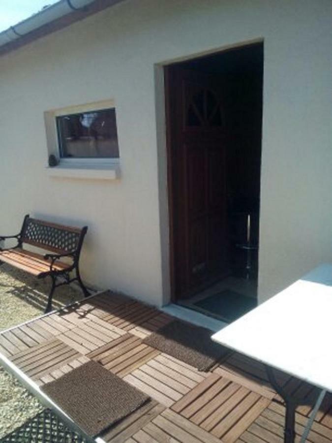 Tranquillite & Independance Au Coeur De La Sologne Guest House Ламот-Беврон Екстериор снимка